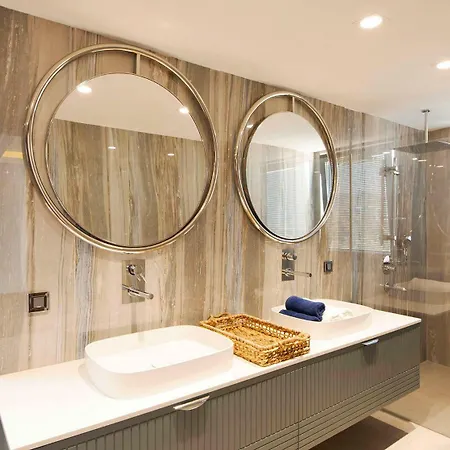 빌라 Vhillas Private Luxury 골터크부쿠